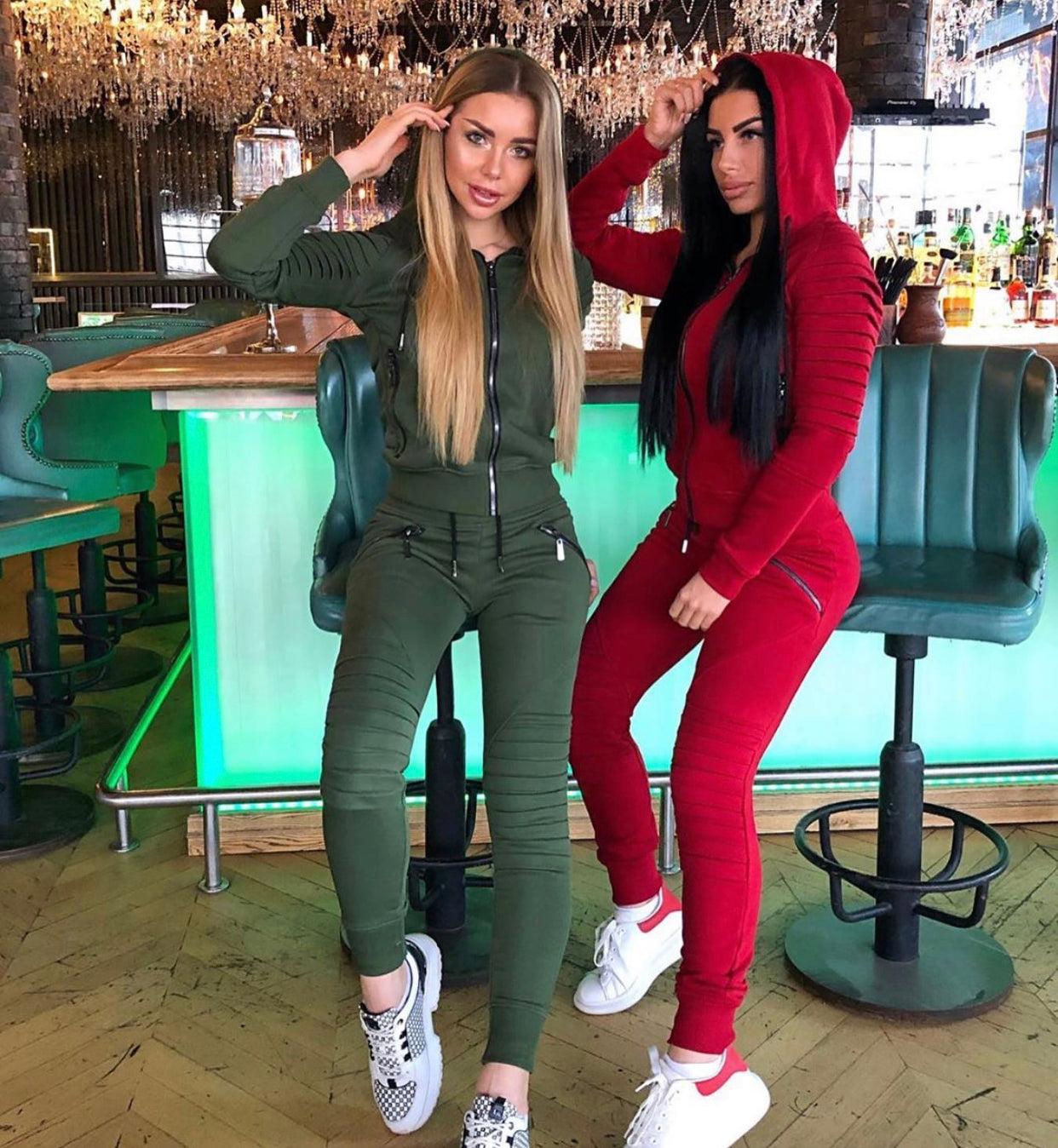 TRACKSUIT RELIEF