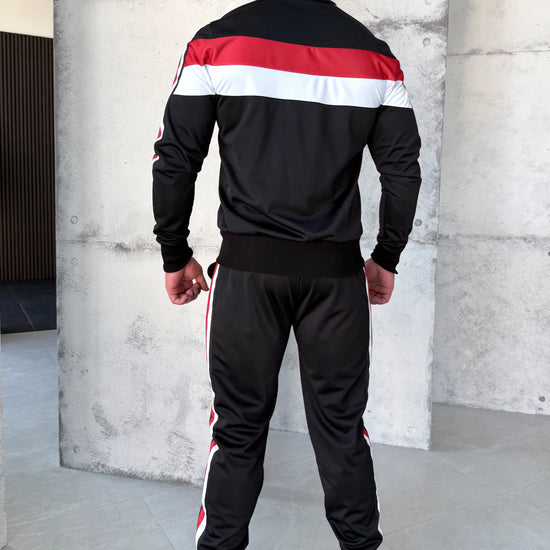 Men’s athletic streetwear tracksuit for city and travel outfits