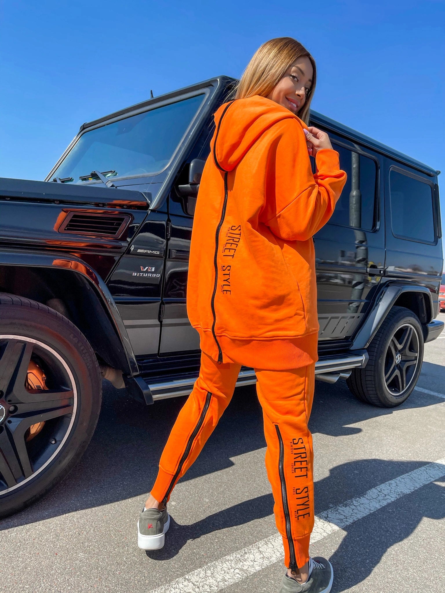 TRACKSUIT STREET STYLE