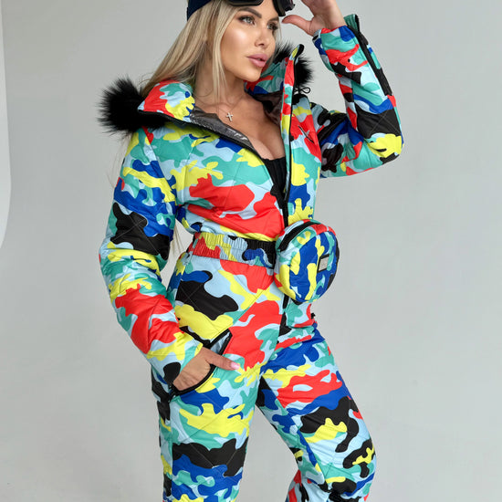 Women’s insulated snow jumpsuit for ski resorts, alpine holidays, winter travel, and cold-weather styling