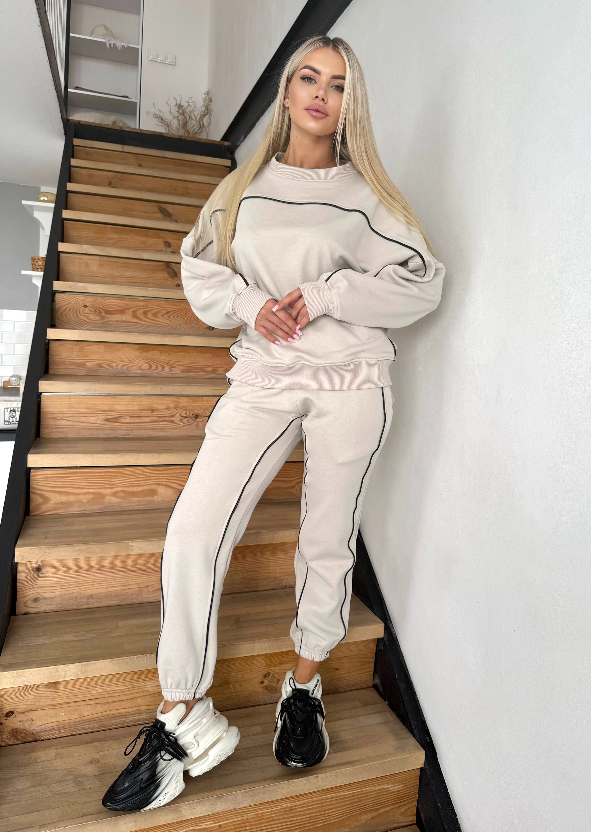 Women’s Warm Knit Tracksuit – Alexia Beige