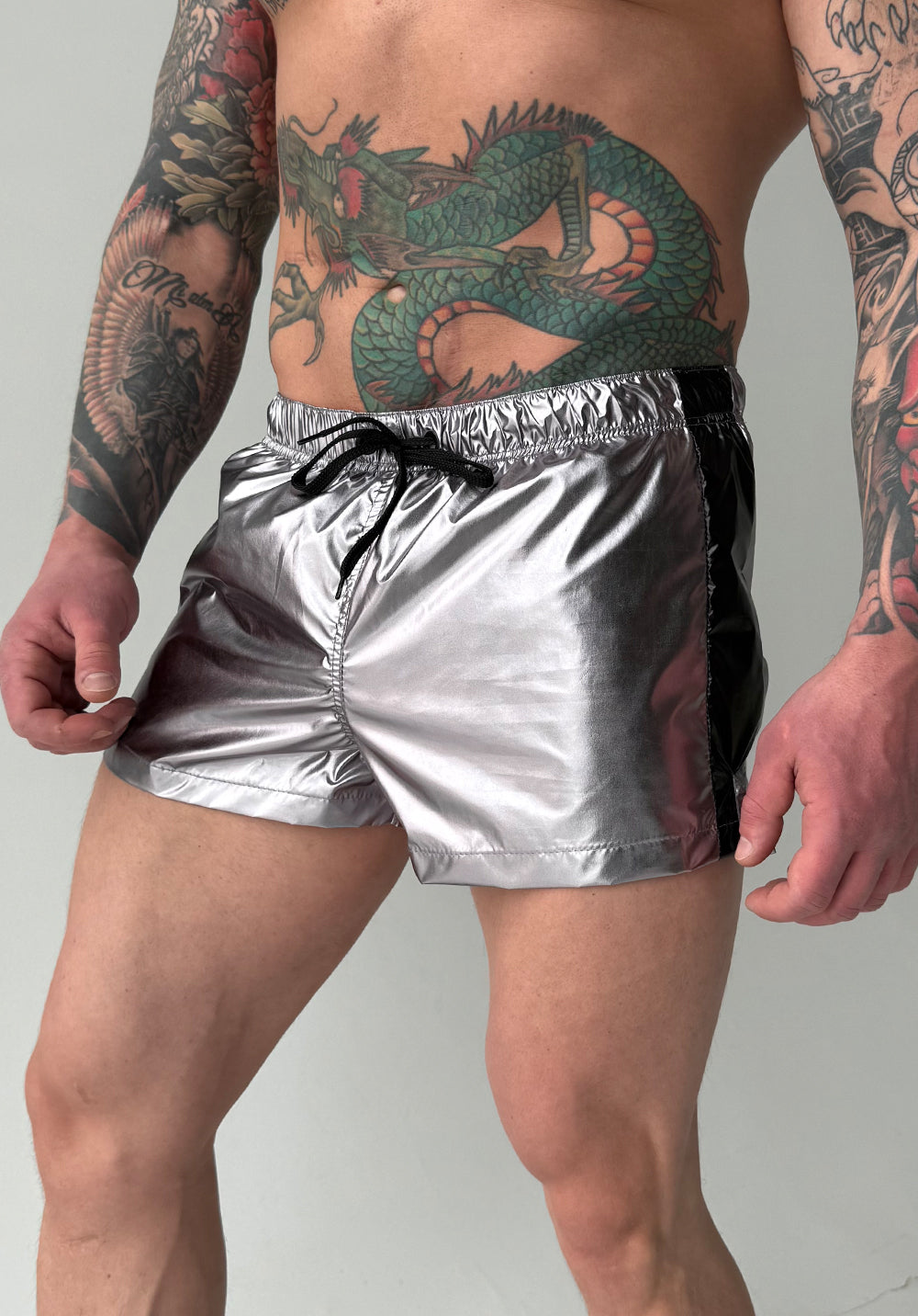 Men’s Shiny Shorts – HOAH GLOSS SILVER