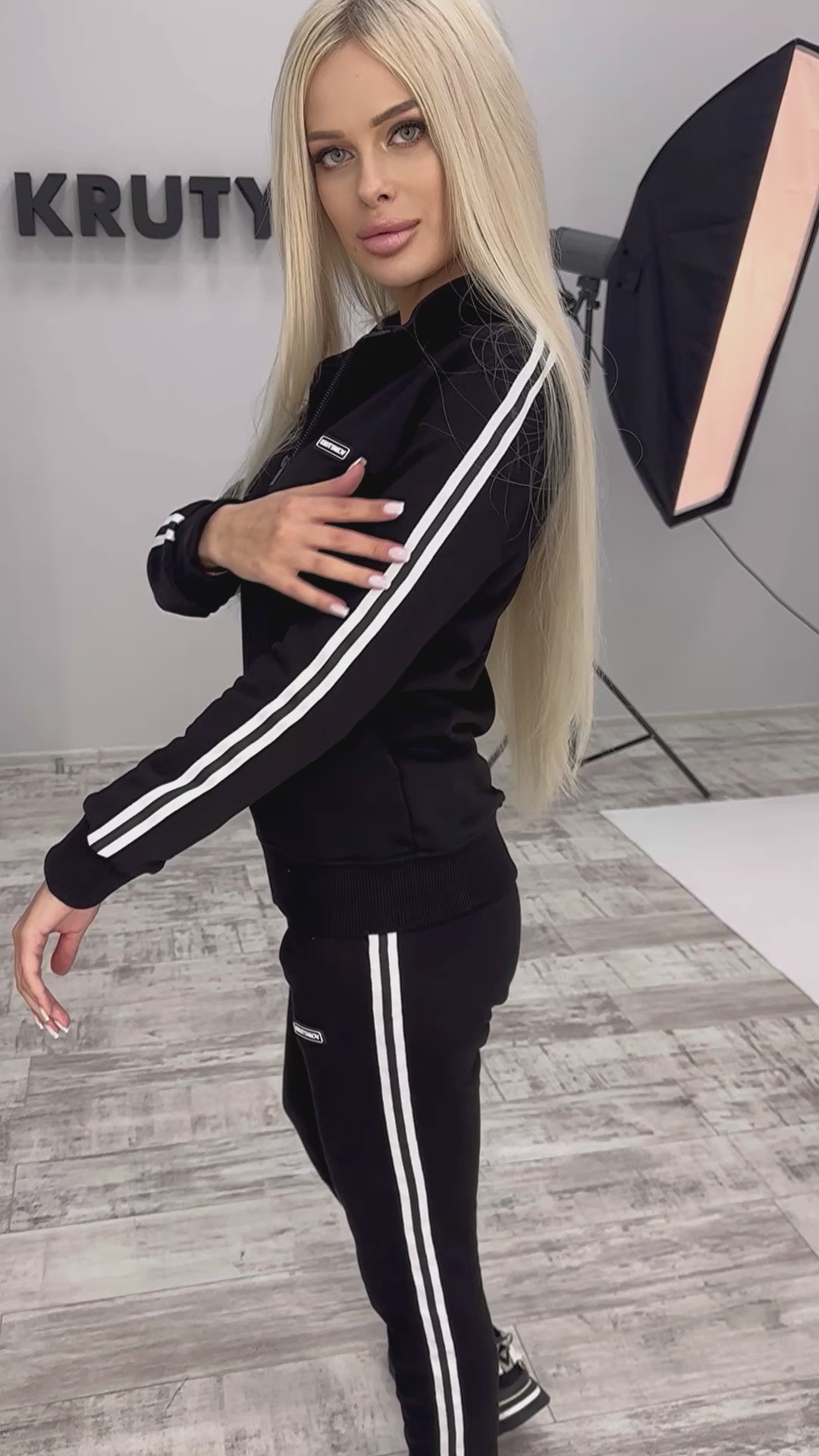 TRACKSUIT BUENO