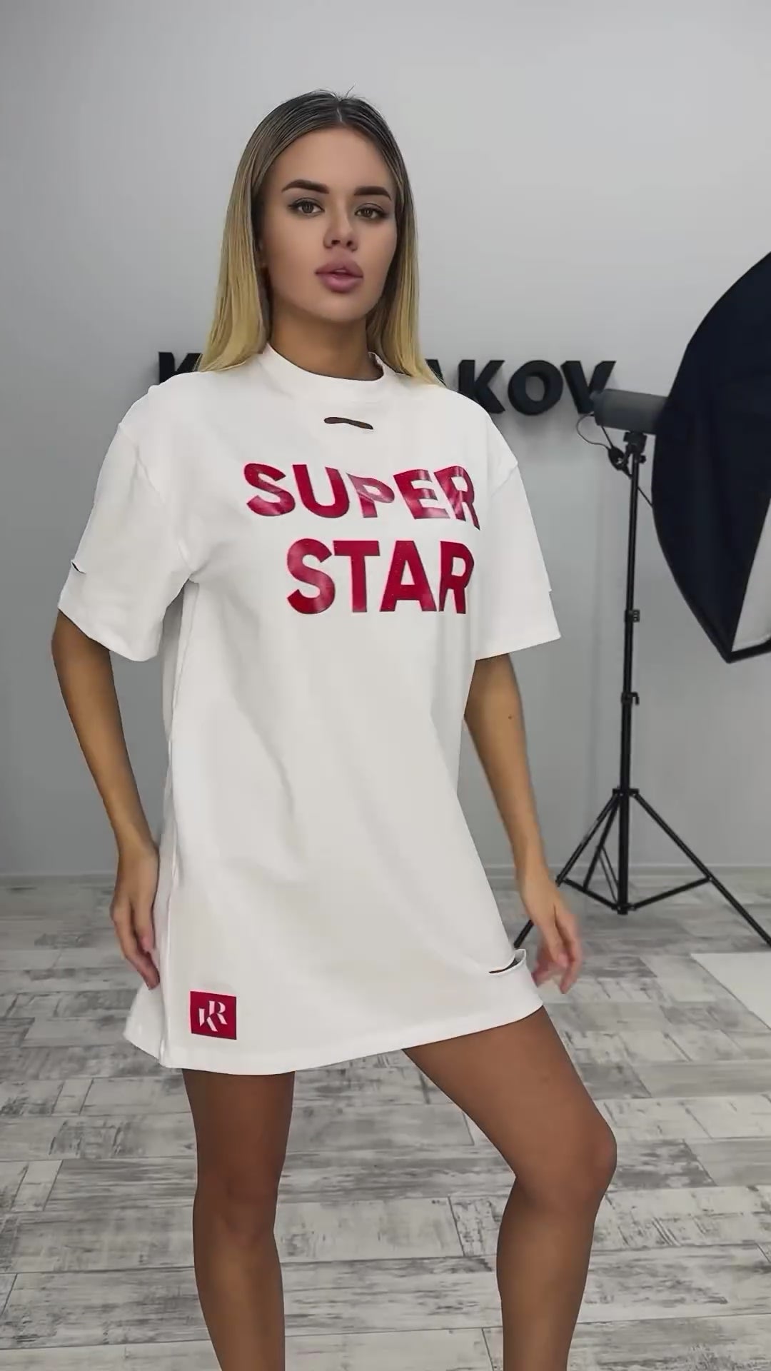 DRESS SUPER STAR